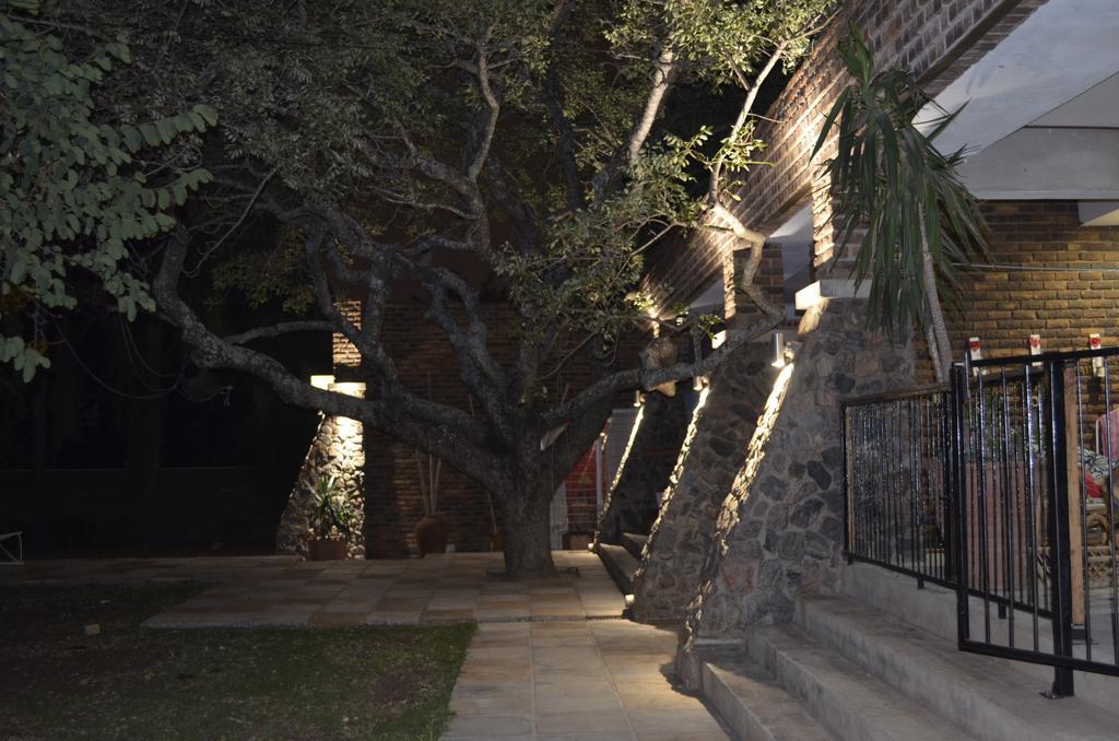 Birrea Guest House Polokwane Esterno foto