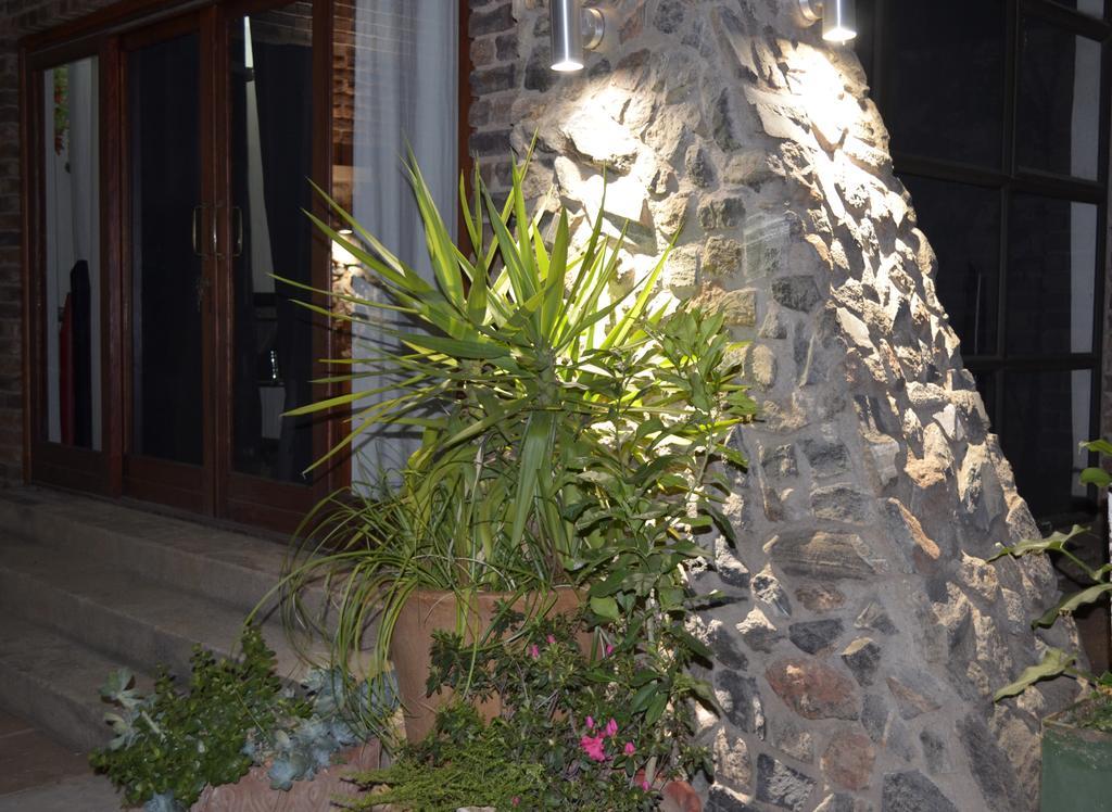Birrea Guest House Polokwane Esterno foto