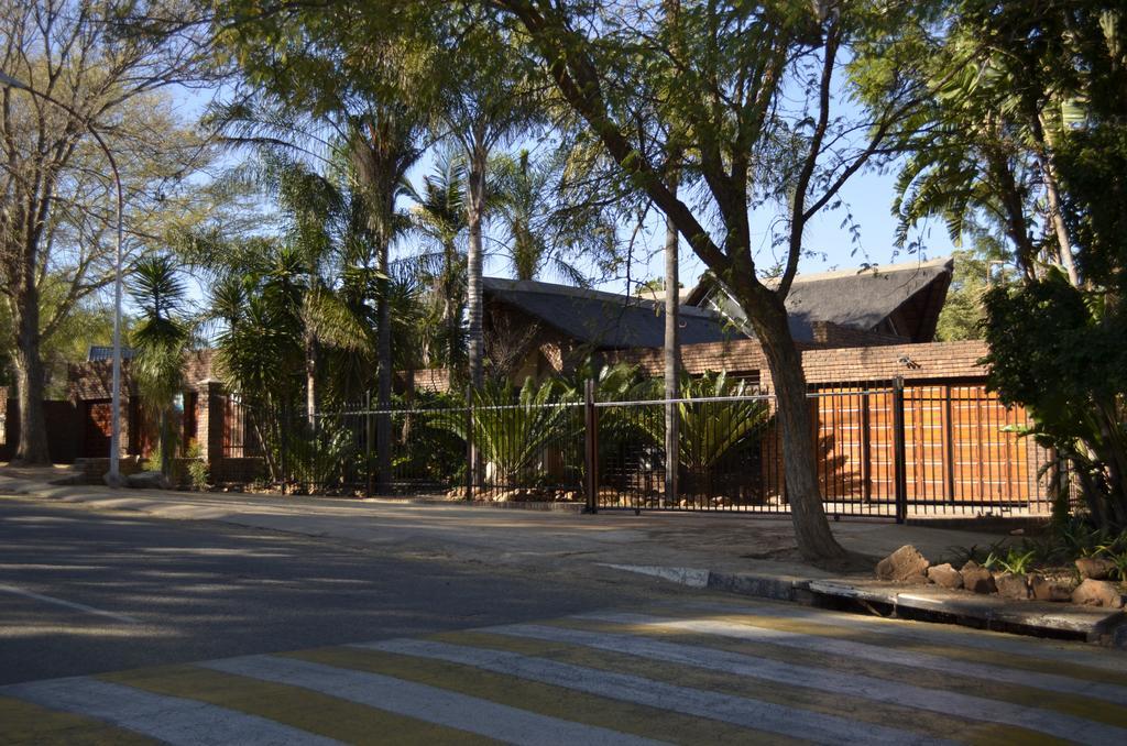 Birrea Guest House Polokwane Esterno foto