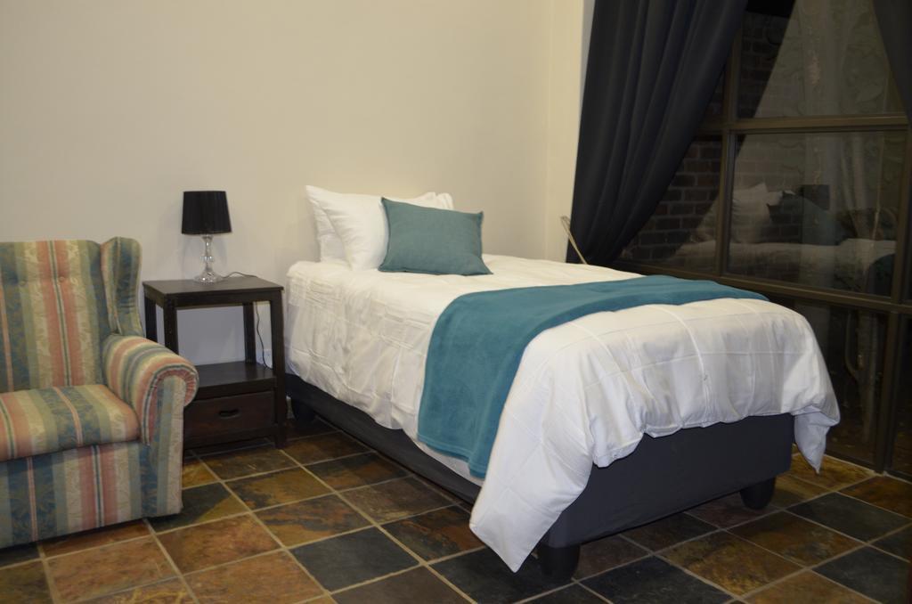 Birrea Guest House Polokwane Esterno foto